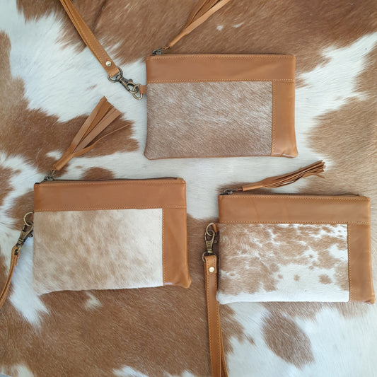Wristlet - Tan