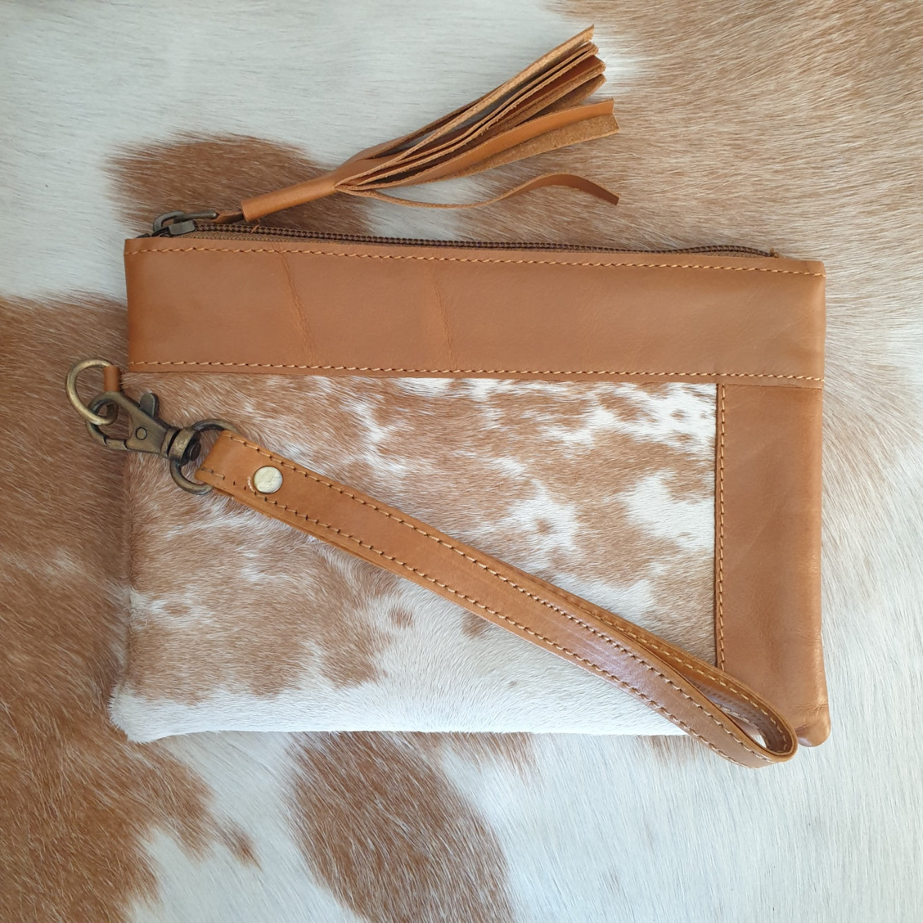 Wristlet - Tan