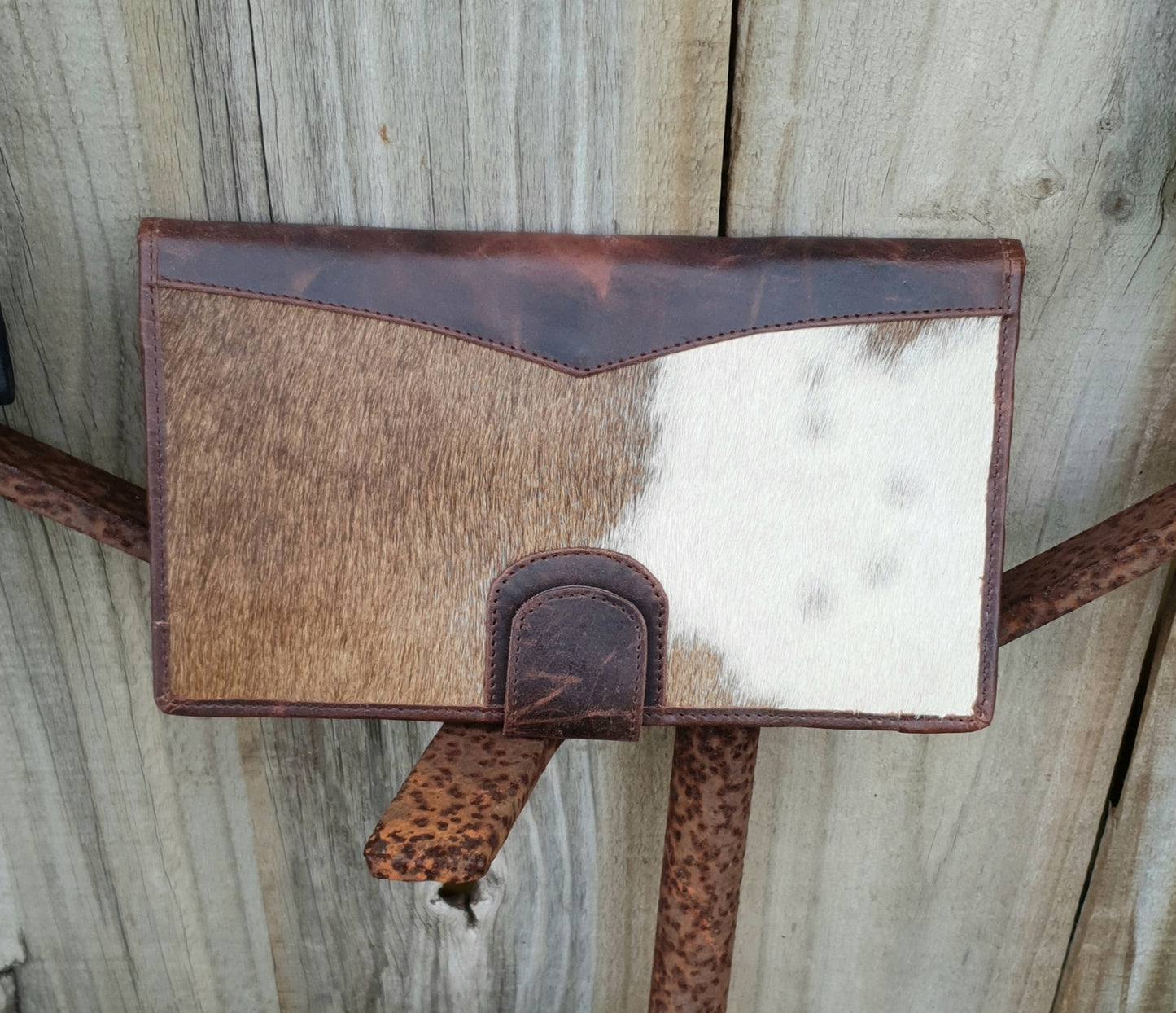 Button Clutch